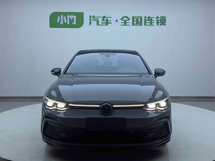 Фото 2 - Volkswagen Golf