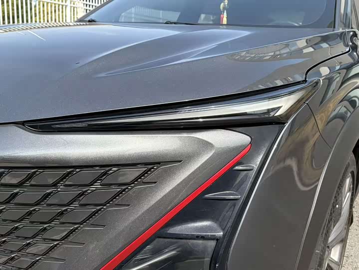 Фото 4 - Changan UNI-T