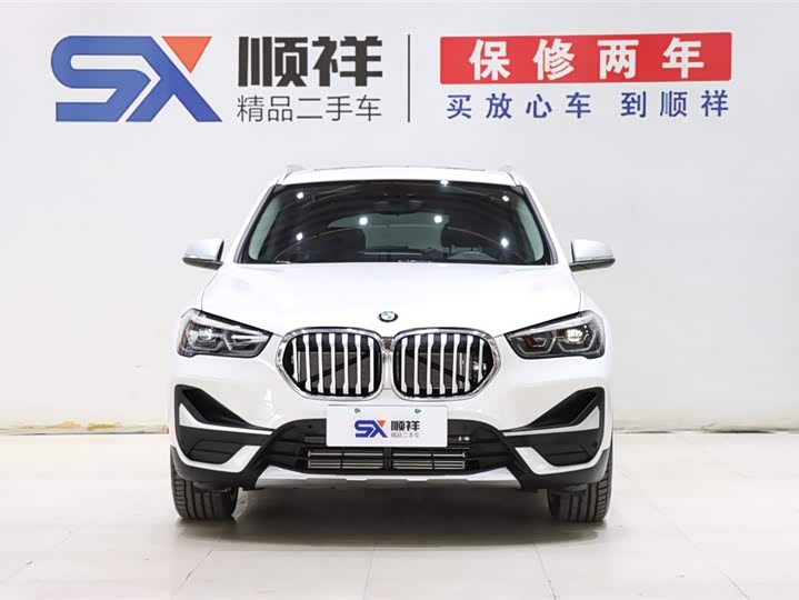 Фото 2 - BMW X1