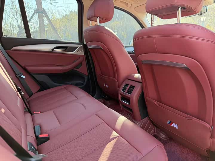 Фото 4 - BMW iX3