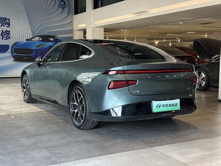 Фото 7 - XPeng P7