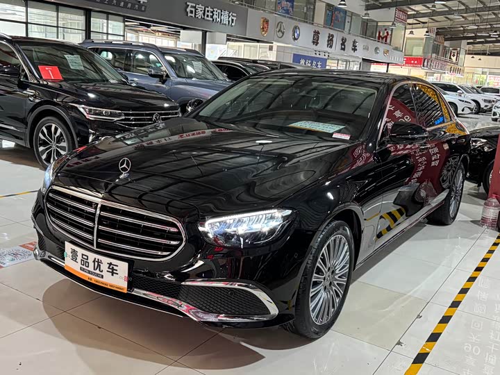 Фото 1 - Mercedes-Benz E-Class