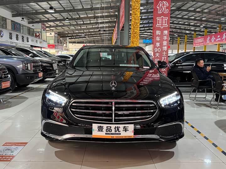 Фото 2 - Mercedes-Benz E-Class