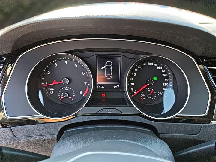 Фото 12 - Volkswagen Magotan