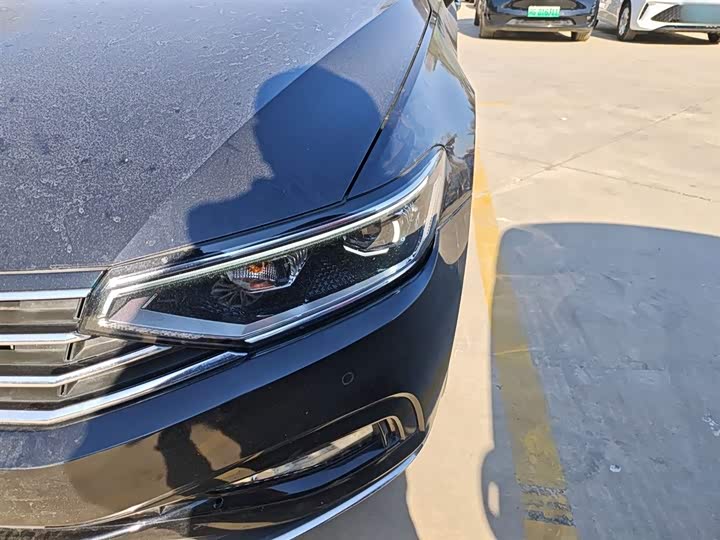 Фото 24 - Volkswagen Magotan