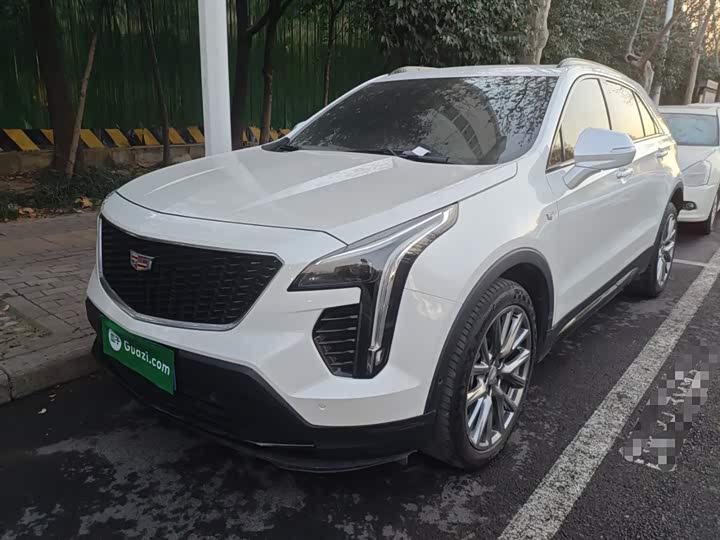 Фото 2 - Cadillac XT4