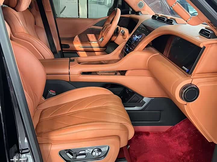 Фото 5 - BYD Yangwang U8