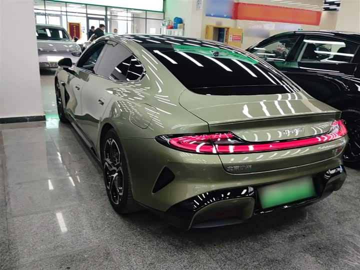 Фото 5 - Xiaomi SU7