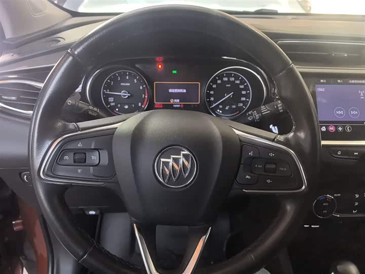 Фото 11 - Buick Encore GX