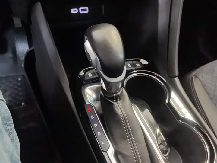 Фото 14 - Buick Encore GX