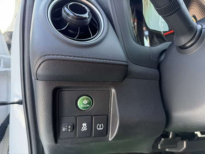 Фото 13 - Honda XR-V