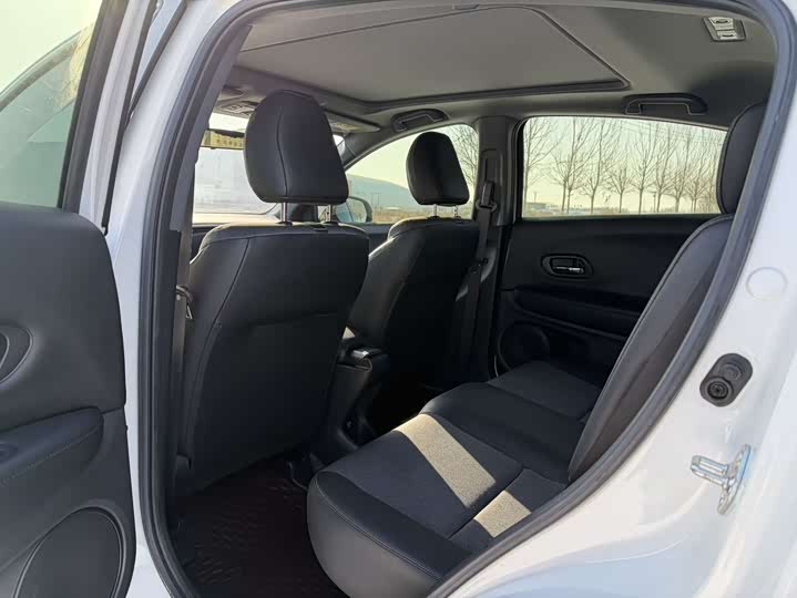 Фото 17 - Honda XR-V