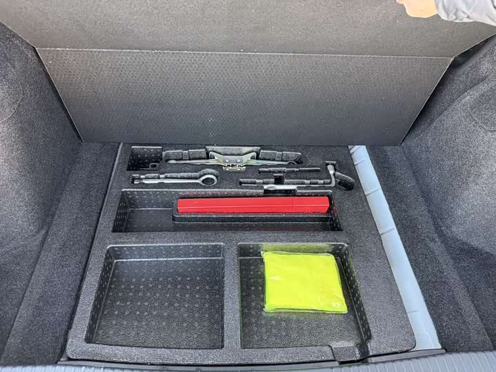 Фото 19 - Honda XR-V