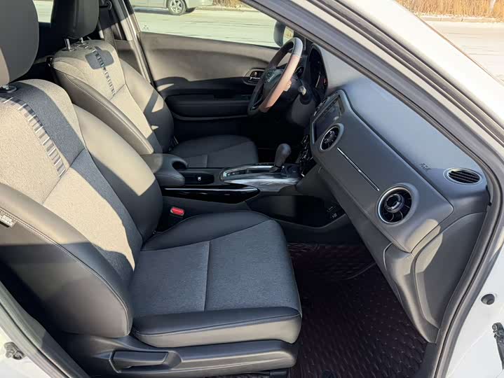 Фото 20 - Honda XR-V