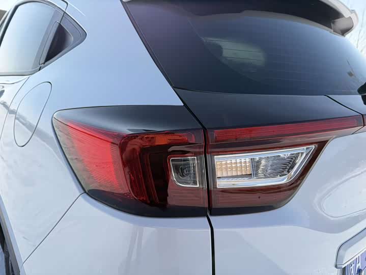 Фото 8 - Honda XR-V