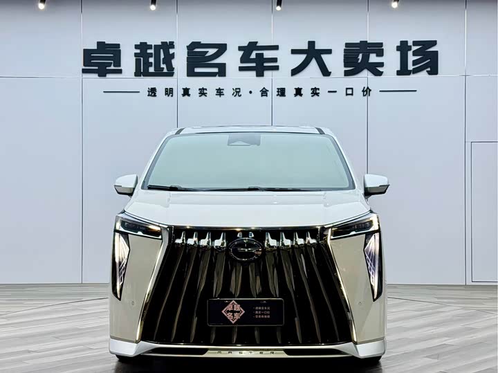 Фото 1 - GAC Trumpchi M8