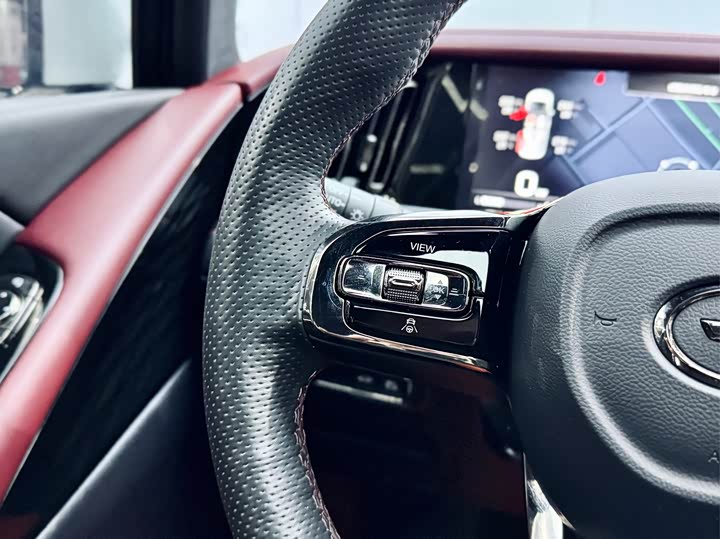 Фото 28 - GAC Trumpchi M8