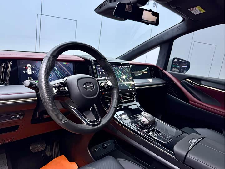 Фото 5 - GAC Trumpchi M8