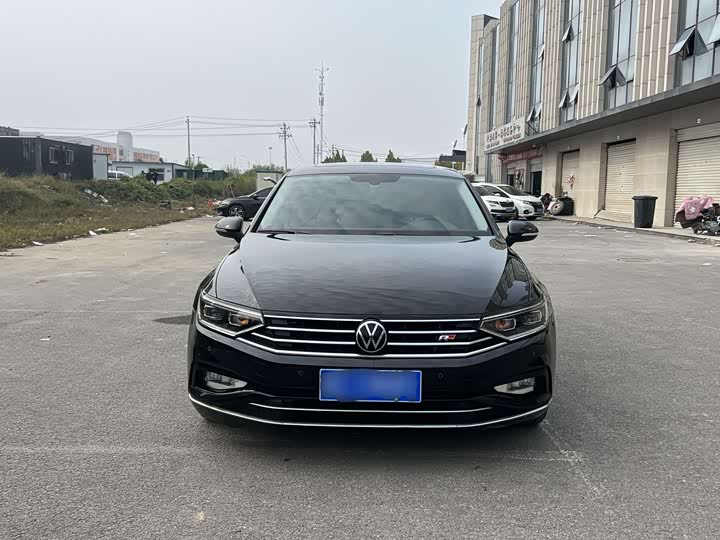 Фото 2 - Volkswagen Magotan