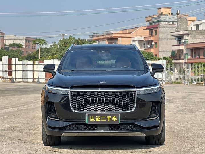 Фото 2 - LiXiang One