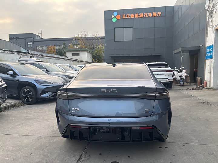 Фото 6 - BYD Seal