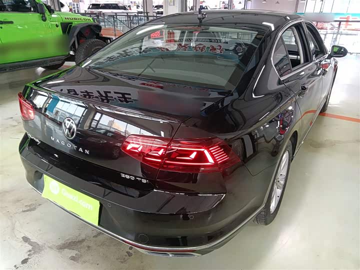 Фото 7 - Volkswagen Magotan