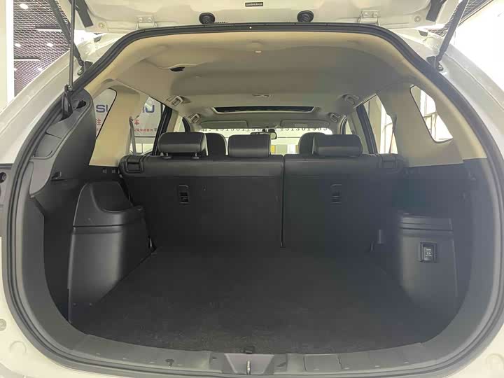 Фото 20 - Mitsubishi Outlander