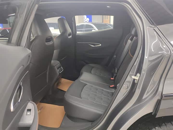 Фото 11 - Changan UNI-T