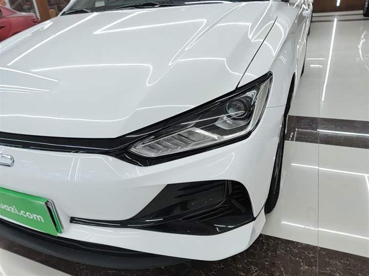 Фото 24 - BYD E2