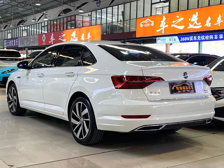 Фото 3 - Volkswagen Sagitar L