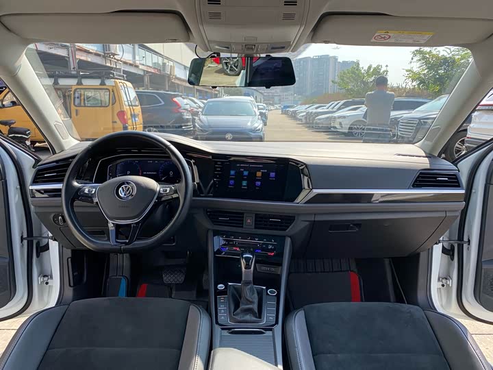 Фото 9 - Volkswagen Sagitar L