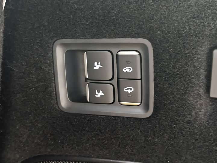 Фото 10 - XPeng X9