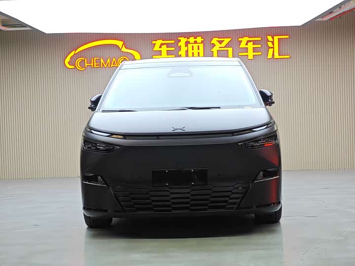 Фото 4 - XPeng X9