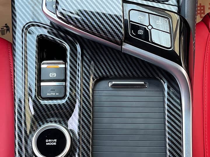 Фото 31 - Changan UNI-T