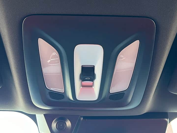 Фото 37 - Changan UNI-T