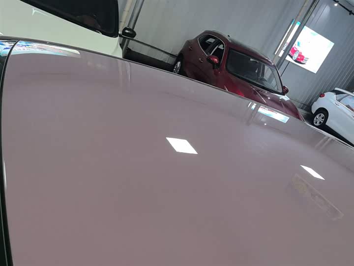 Фото 27 - GAC Aion UT