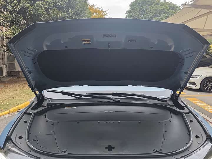 Фото 15 - LiXiang One