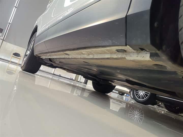 Фото 21 - Volkswagen Tiguan L Pro