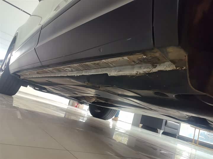 Фото 22 - Volkswagen Tiguan L Pro