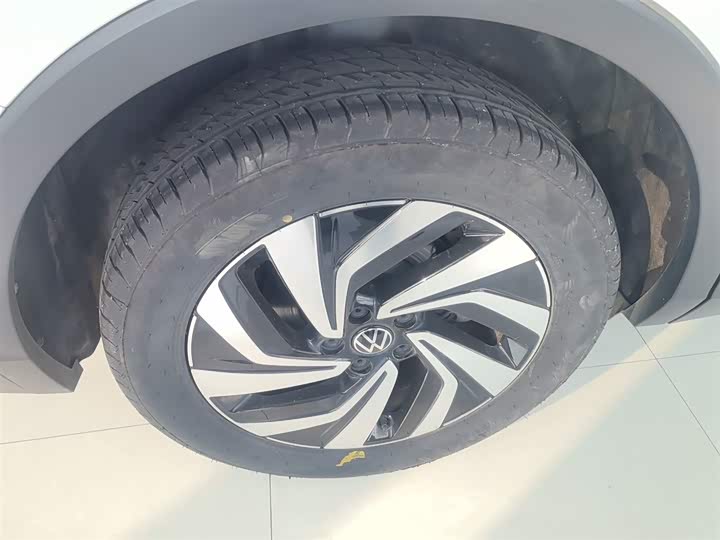 Фото 26 - Volkswagen Tiguan L Pro