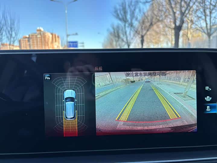 Фото 12 - Mercedes-Benz GLE-Class