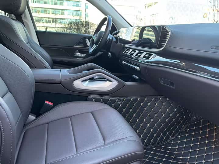 Фото 18 - Mercedes-Benz GLE-Class