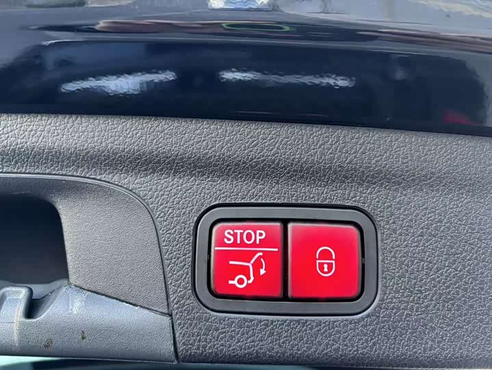 Фото 19 - Mercedes-Benz GLE-Class