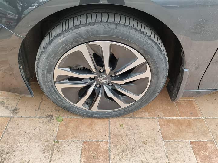 Фото 23 - Honda Accord