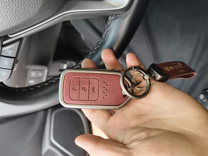 Фото 9 - Honda Accord