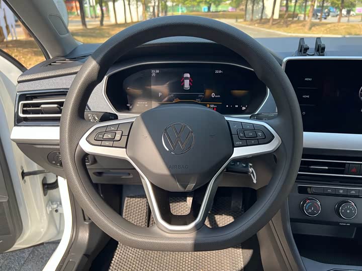 Фото 11 - Volkswagen Lavida