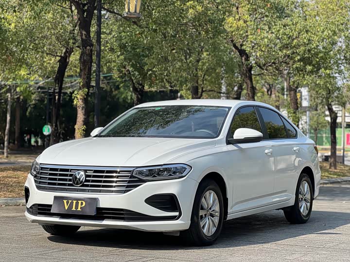 Фото 2 - Volkswagen Lavida