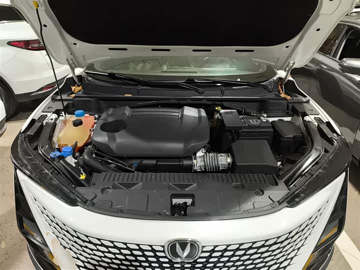 Фото 20 - Changan UNI-T