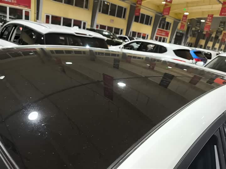 Фото 27 - Changan UNI-T