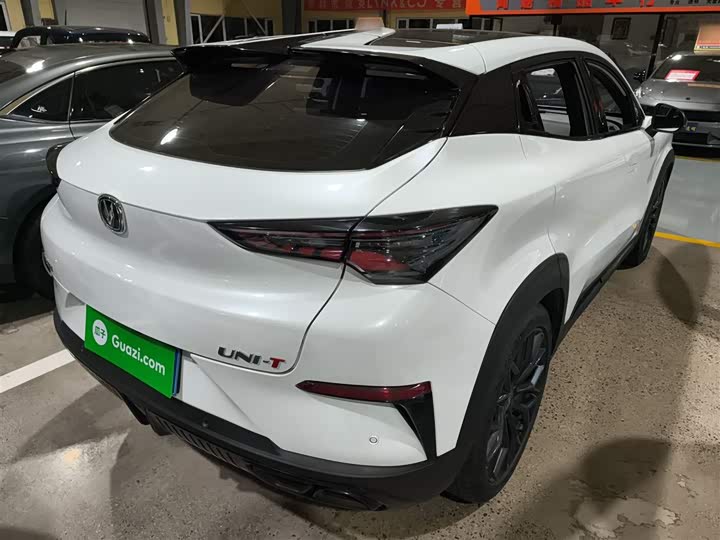 Фото 7 - Changan UNI-T